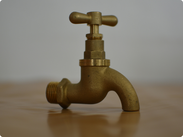 Robinet en laiton pour raccordement d’eau sanitaire